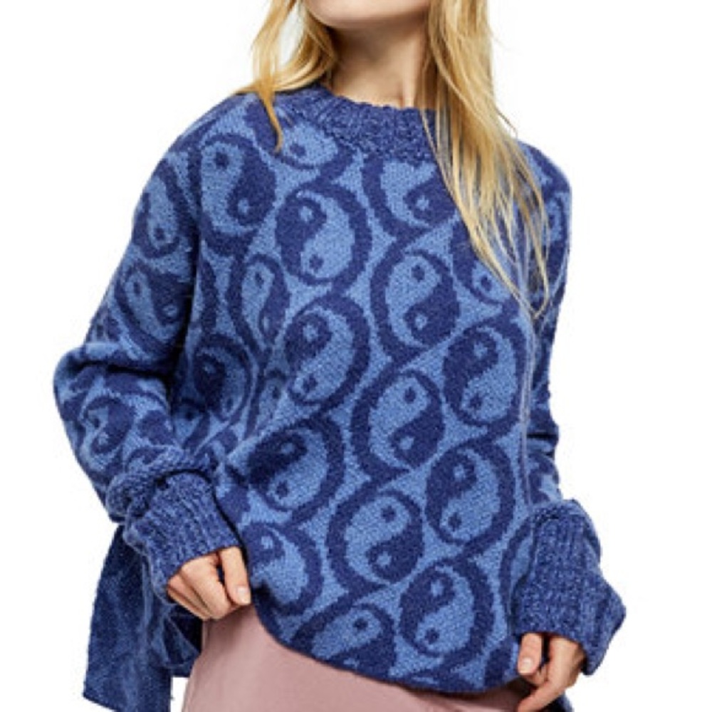 Free People Slouchy Oversized Yin Yang Sweater Blue Small